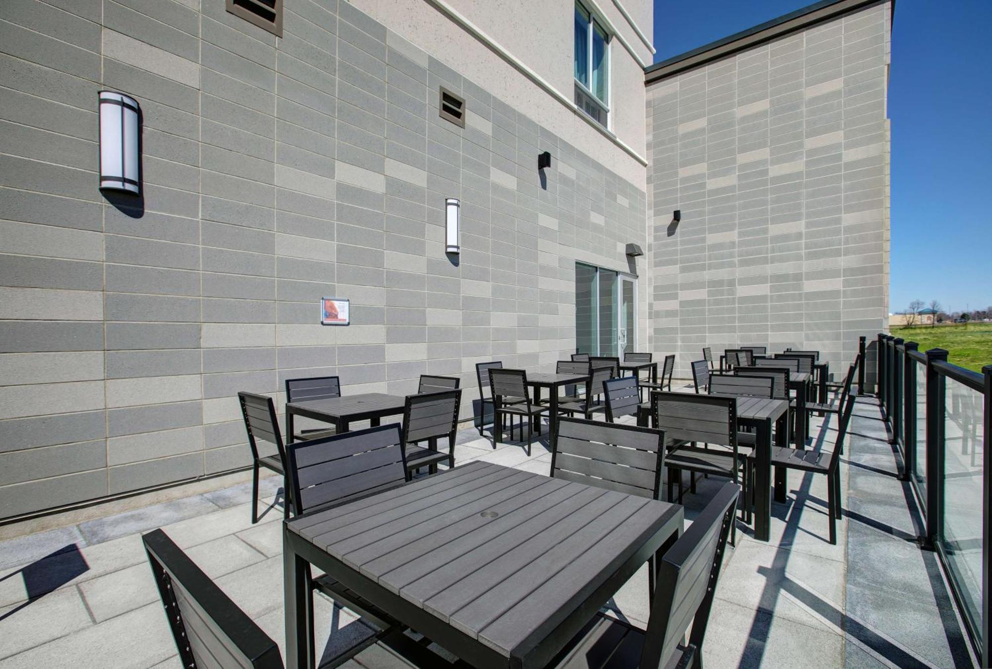 Hampton Inn & Suites By Hilton Waterloo St. Jacobs Exterior foto